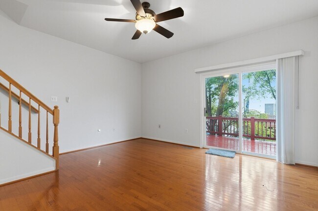 Building Photo - 2420 Dew Meadow Ct