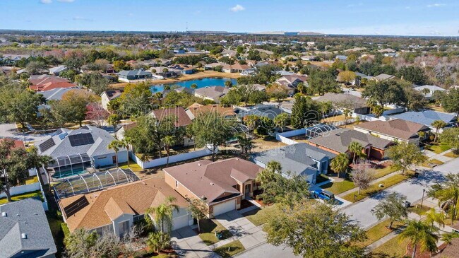 Building Photo - 11709 Holly Creek Dr