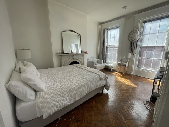 Building Photo - 54 S Russell St