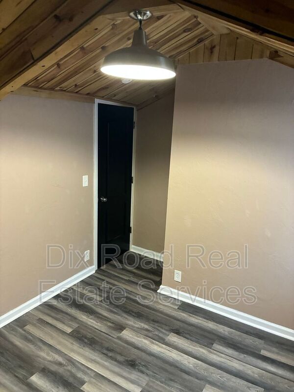 Building Photo - 2121 Culver Ave