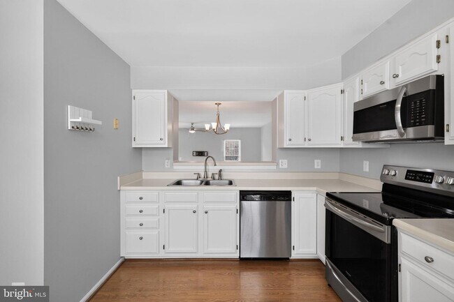 Building Photo - 20944 Rootstown Terrace