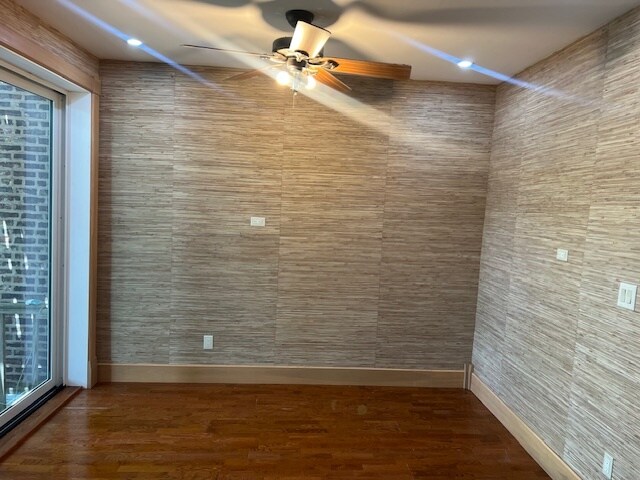Building Photo - 1102 N Wolcott Ave