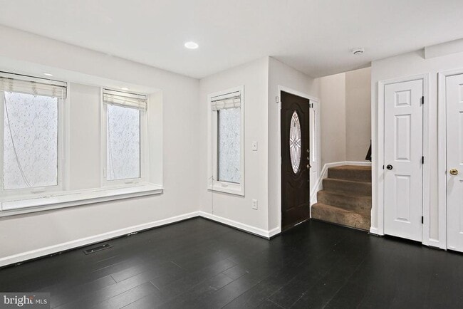 Building Photo - 9473 Clocktower Ln