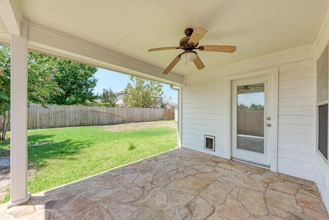 Building Photo - 18420 Dry Brook Loop