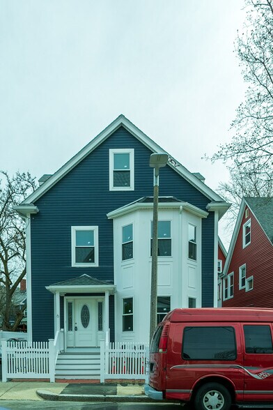 Building Photo - 6 Gannett St