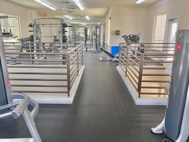Building Photo - WONDERFUL 1 BEDROOM IN GUARD GATED VISTANA...