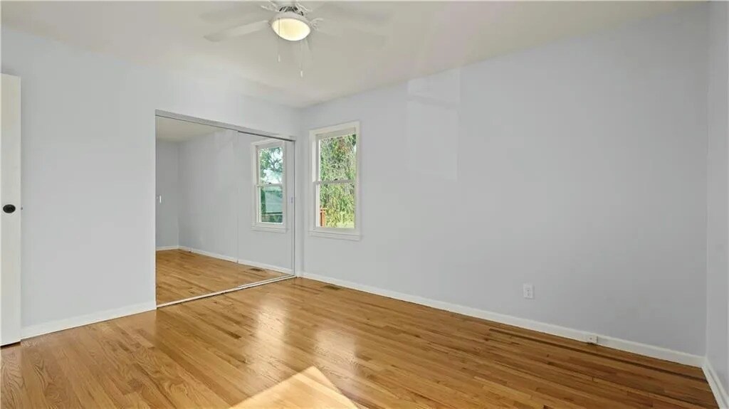 Building Photo - 16400 E 17th St S