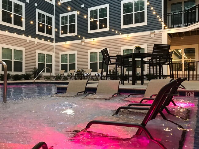 Building Photo - B1 | 2 Bed 2 Bath | 1106 sf | $1890 - $234...