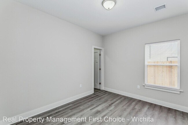 Building Photo - 3 br, 2 bath House - 3619 W 45th ST S