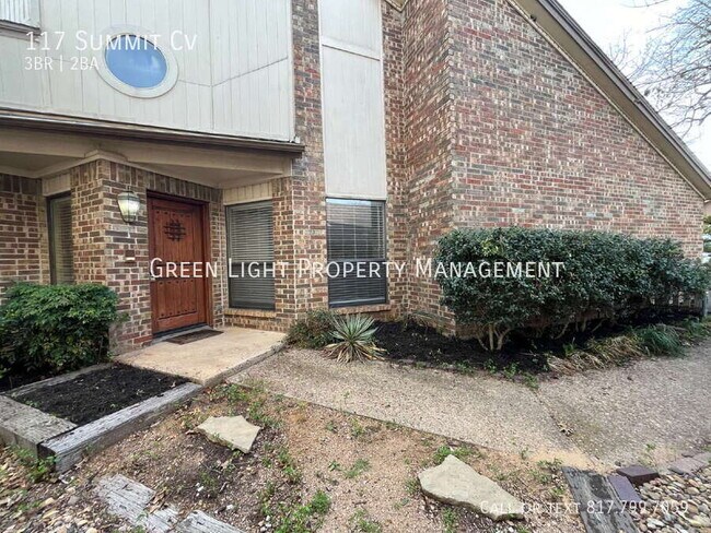 Building Photo - 117 Summit Cove