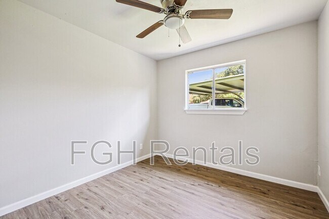 Building Photo - 4218 Mabuni Dr