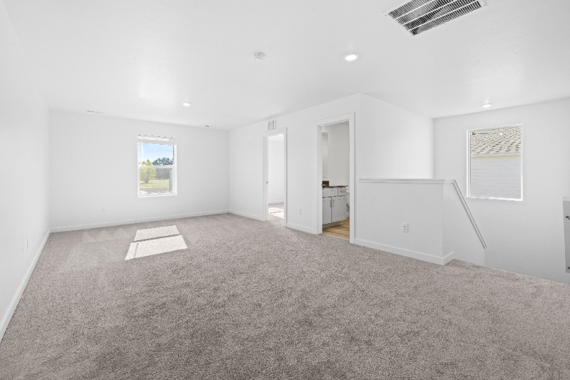 Building Photo - 279 Persian Ave