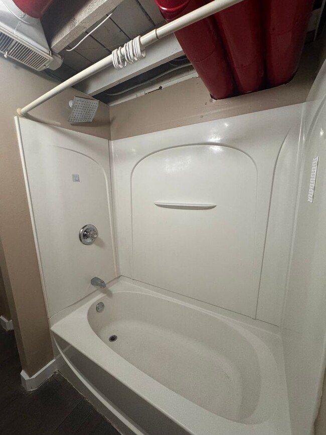 Building Photo - 1643 5th St E