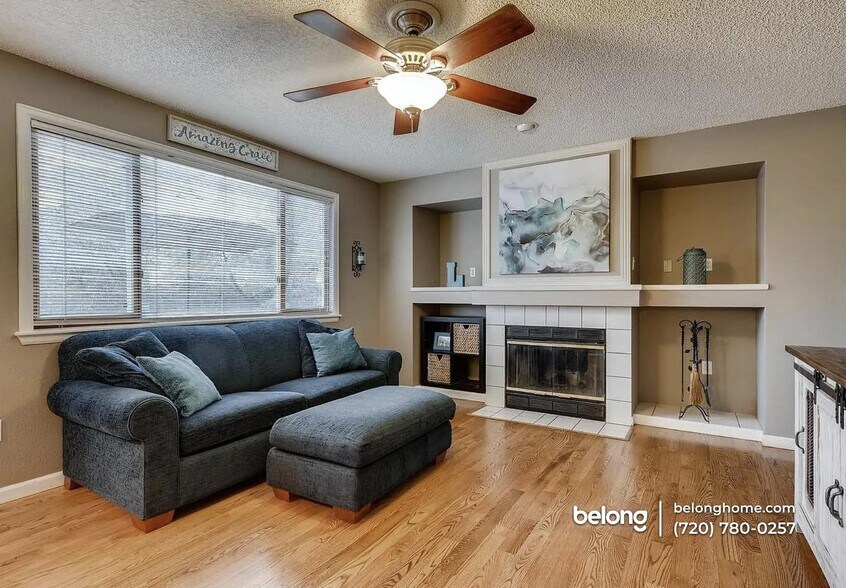 Building Photo - 10328 Stoneflower Dr