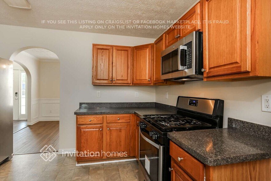 Building Photo - 612 Mohawk Cir
