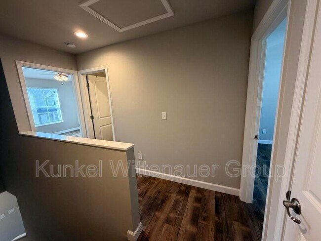 Building Photo - 8401-E ALLIED WAY