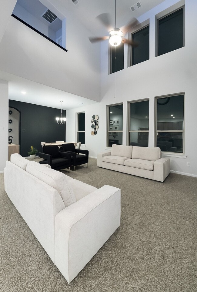 Building Photo - 14224 Grand Hls Dr