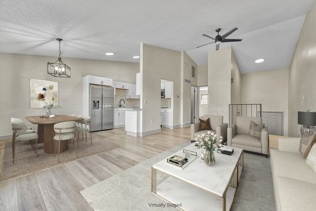Building Photo - Bright & Updated 3-Bedroom Townhome in Desirable Cherry Creek School District