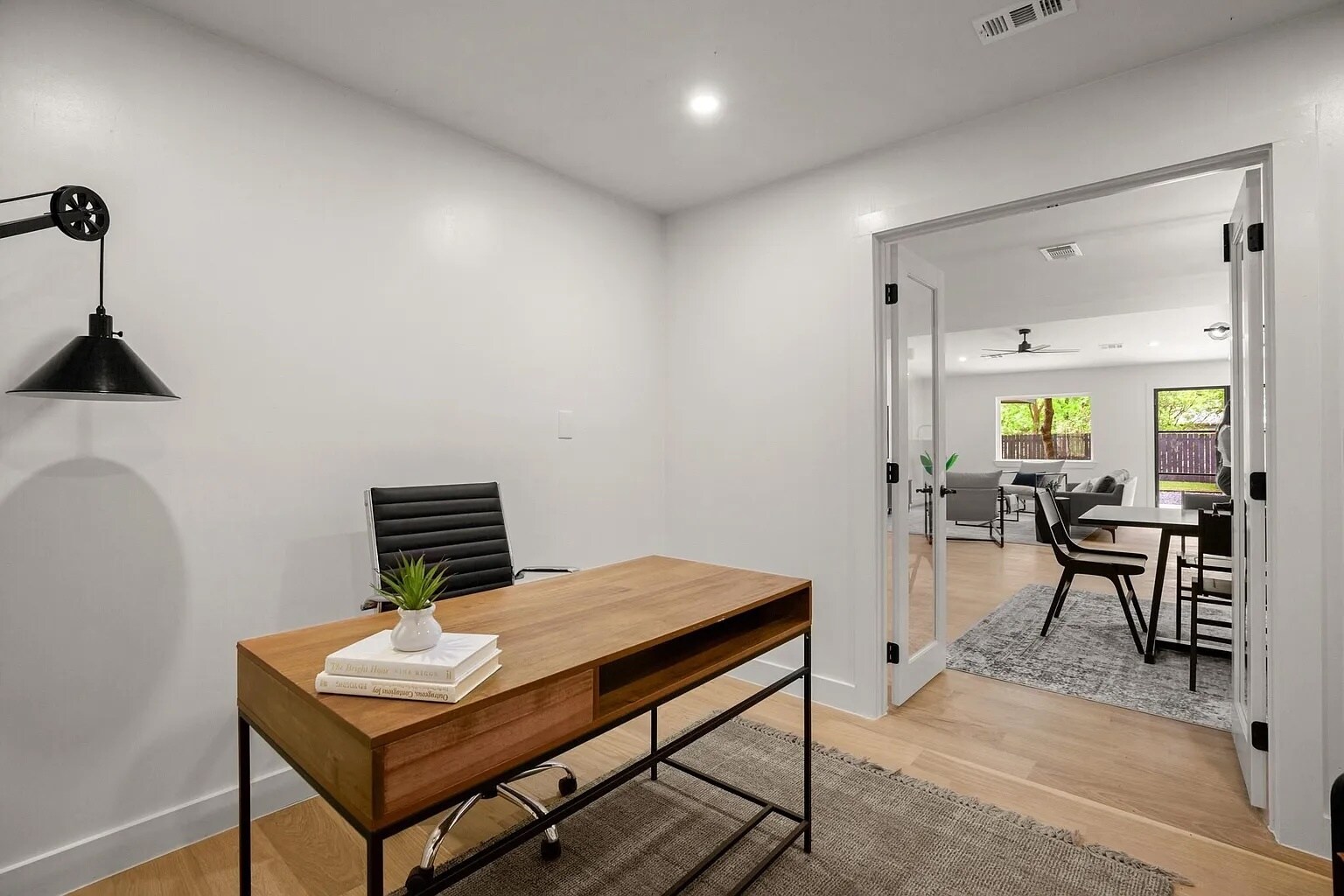 Building Photo - 5406 Emerald Forest Dr