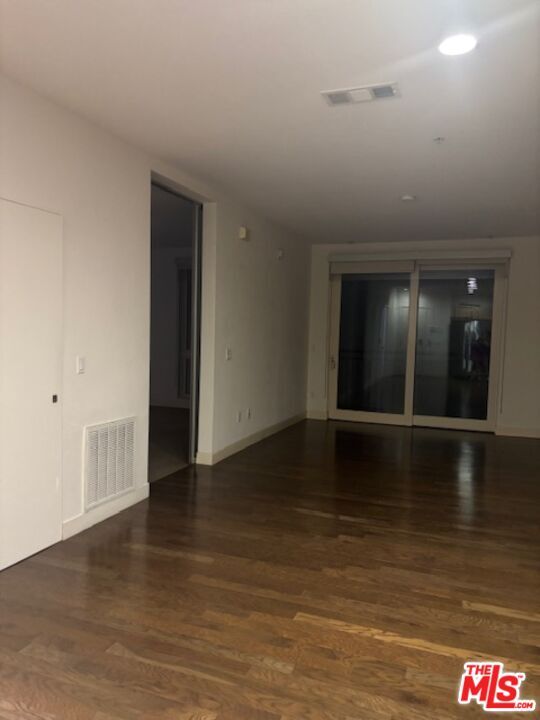 Building Photo - 1234 Wilshire Blvd