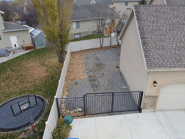 Building Photo - 317 W Farmside Dr