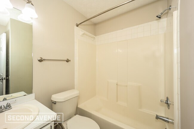 Building Photo - 4223 Reeshemah St