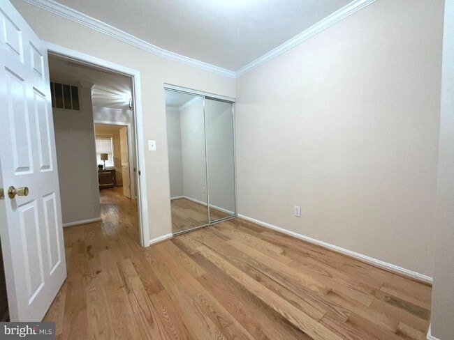 Building Photo - 1027 Travis Ln