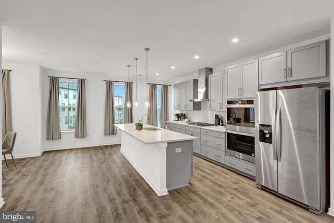 Building Photo - 20941 Bluebird Sq