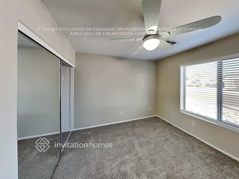 Building Photo - 15873 W Tara Ln