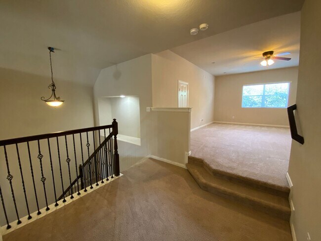 Building Photo - July Move-In Special