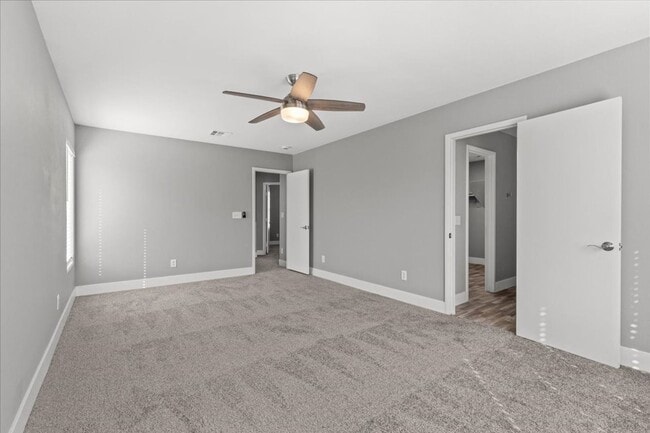 Building Photo - Fabulous Home!