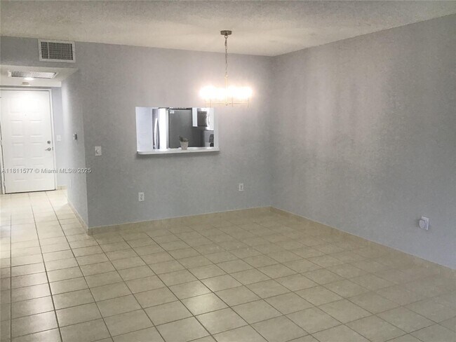 Building Photo - 12755 SW 16th Ct