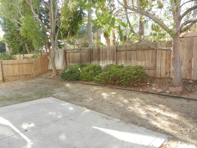 Building Photo - 7470 Mason Heights Ln