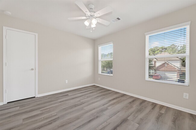 Building Photo - 19038 Winding Stream Ln