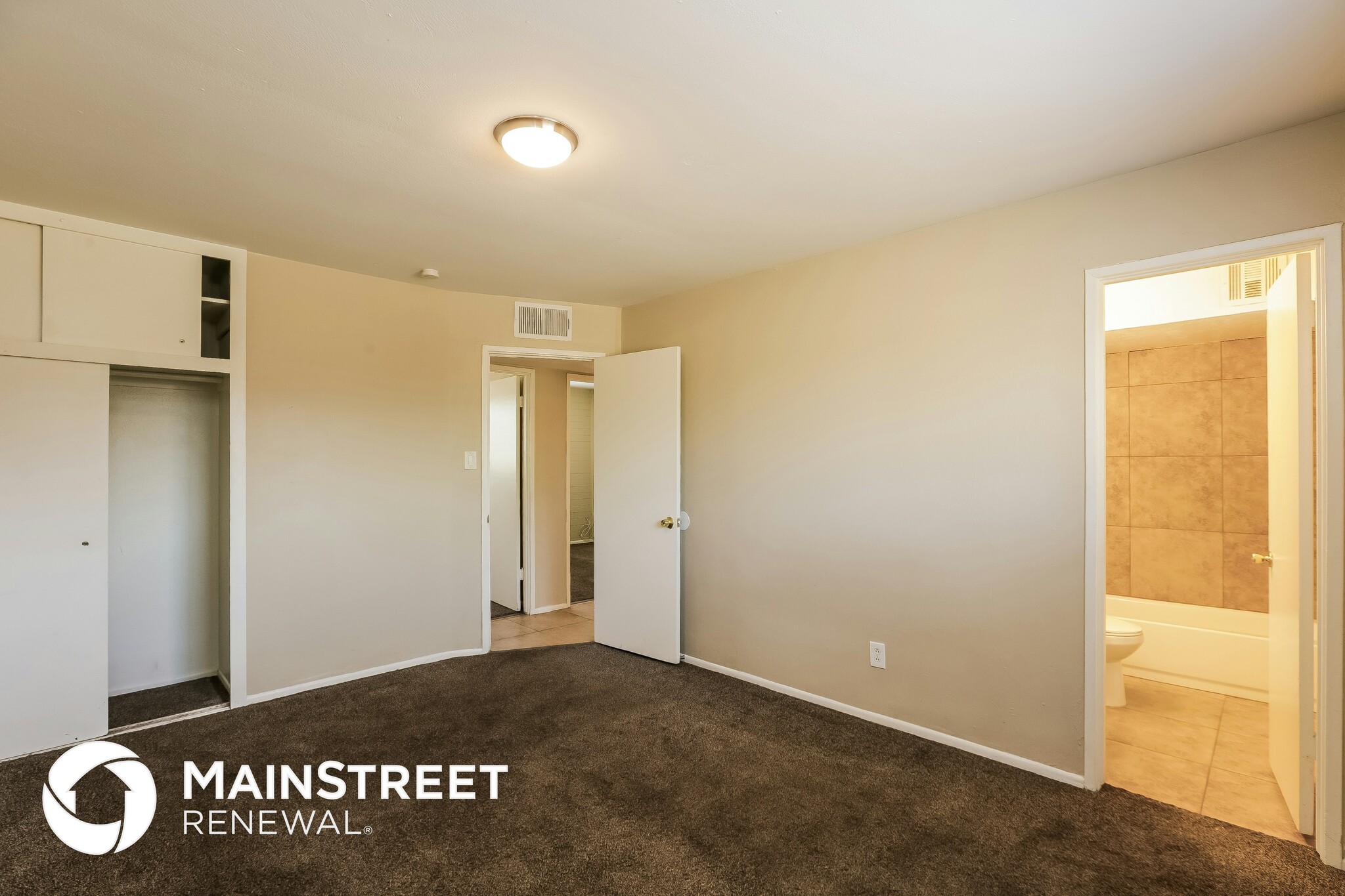 Building Photo - 3133 W Marshall Ave