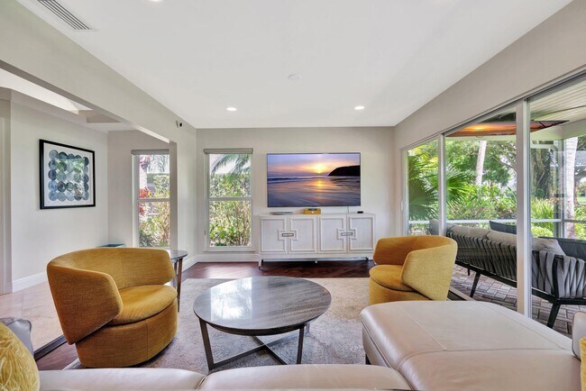 Building Photo - 13708 Whispering Lakes Ln