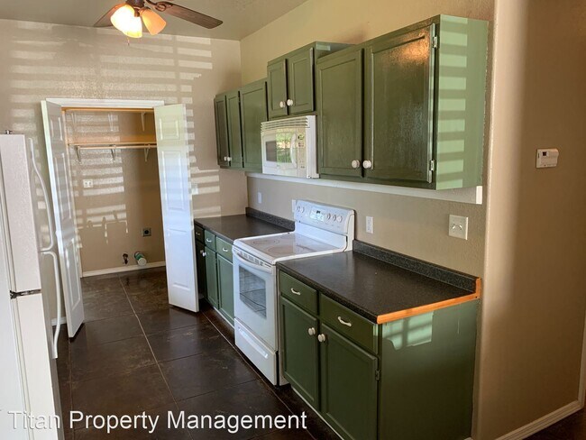 Building Photo - 2 br, 1.5 bath House - 918 S Shady Lane