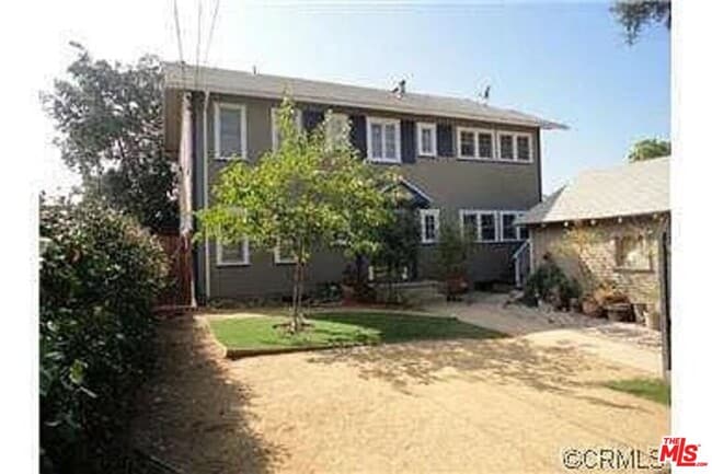 Building Photo - 5940 Hayes Ave