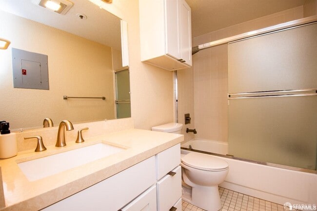 Building Photo - 201 Harrison St