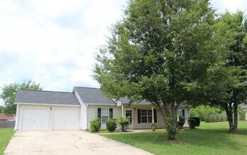 Building Photo - Move in Ready