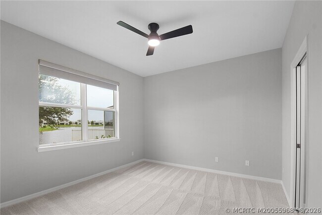 Building Photo - 10214 SW Captiva Dr