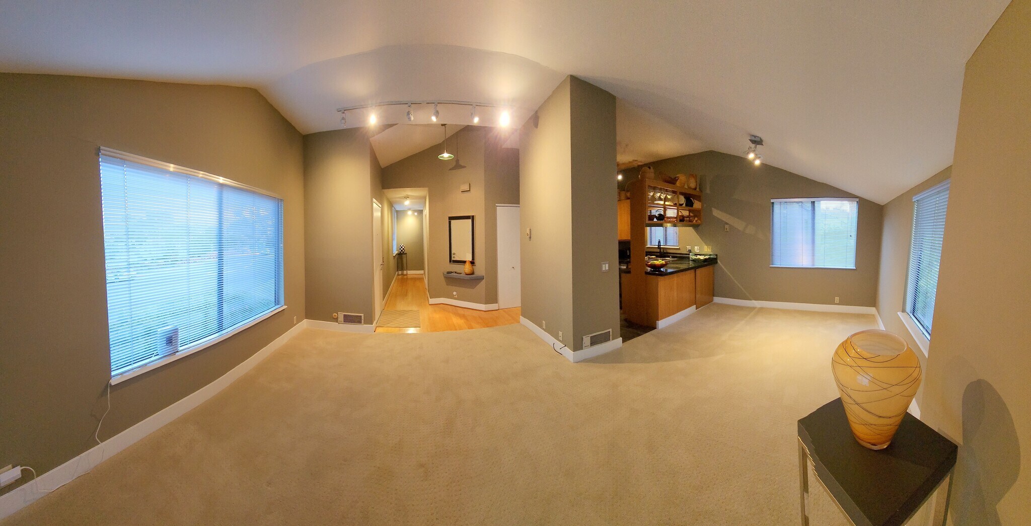 Livingroom and Dining area Open Plan - 7909 Caminito Dia