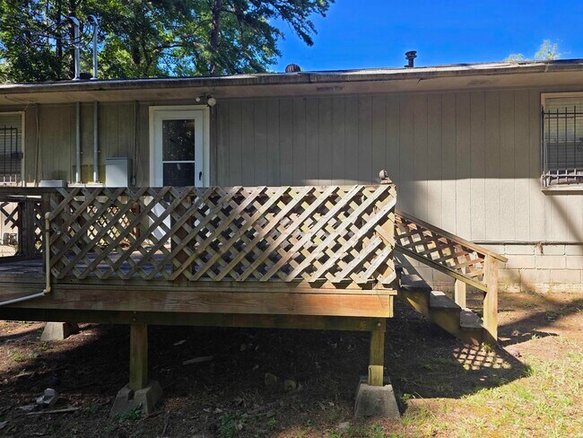 Building Photo - 9109 Tanya Dr