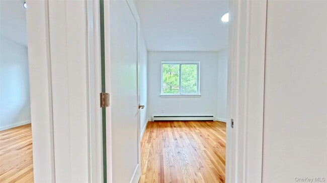 Building Photo - 262 Tamerisk Ln