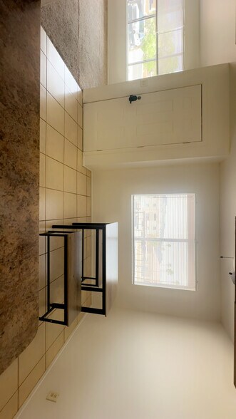 Building Photo - 3181 Kearsage Dr