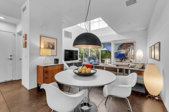 Building Photo - 3574 Penny Ln