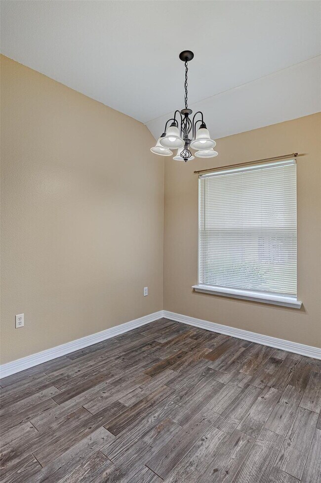 Building Photo - 2222 Shumark Trail