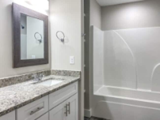 Building Photo - 173 Falling Creek Rd