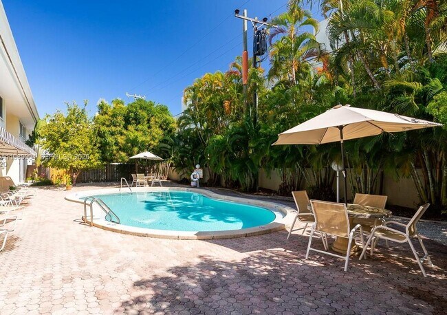 Building Photo - 260 Sunrise Dr