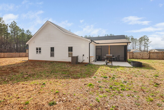 Building Photo - 173 E Battery Cir